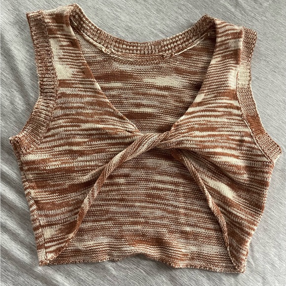Open Back Knit Top - Picture 5 of 5